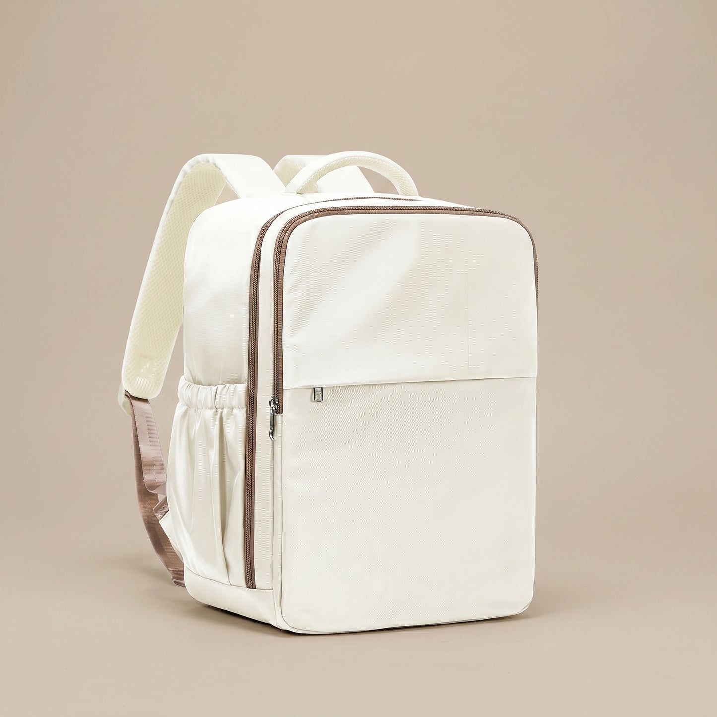 Mochila de Cabina Beige: Viaja con Elegancia y Ahorro